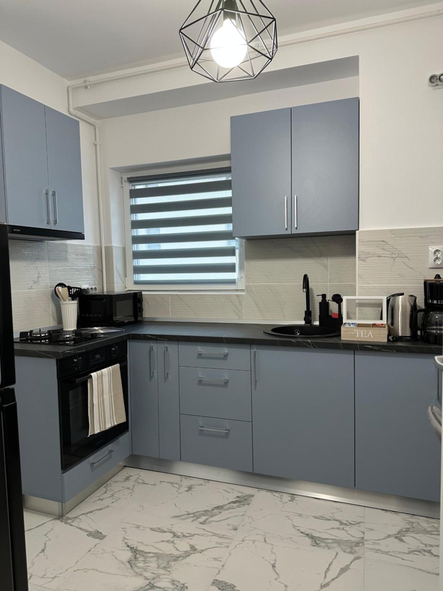 Toscana Apartments โอโตเปนี ภายนอก รูปภาพ