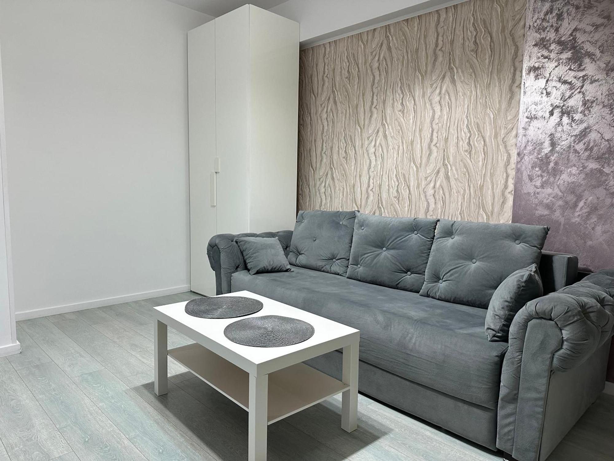 Toscana Apartments โอโตเปนี ภายนอก รูปภาพ